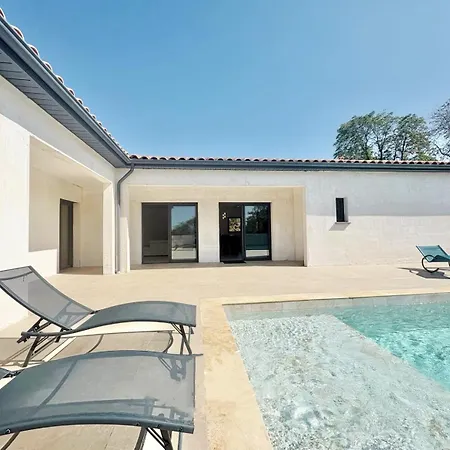 Avec Piscine Privée Proche De Carcassonne